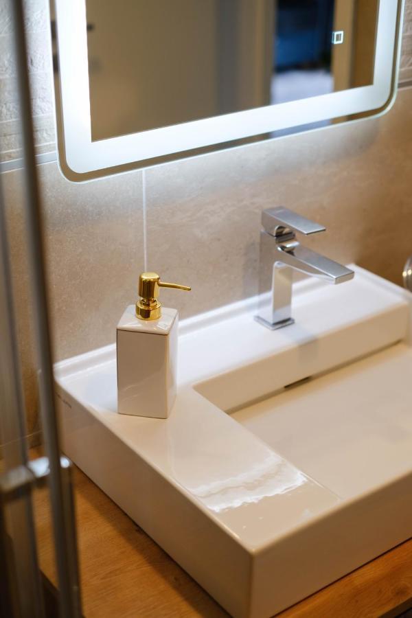Mb Luxury Apartments زادار المظهر الخارجي الصورة